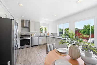 2425 Fallingtree Dr, San Jose, CA 95131 - Photo 7