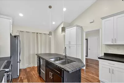 335 Donnas Ln, Hollister, CA 95023 - Photo 11