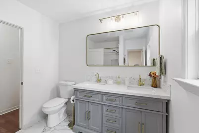 1055 Newhall St, San Jose, CA 95126 - Photo 23