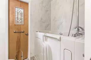 1746 Quesada Way, Burlingame, CA 94010 - Photo 23