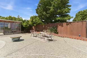 1746 Quesada Way, Burlingame, CA 94010 - Photo 37