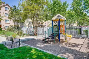 142 Pacchetti Way, Mountain View, CA 94040 - Photo 47