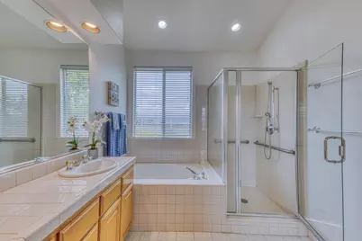 18223 Viewcrest Ln, Salinas, CA 93908 - Photo 25