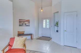 18223 View Crest Ln, Salinas, CA 93908 - Photo 7