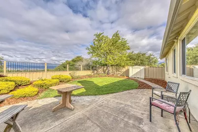 18223 Viewcrest Ln, Salinas, CA 93908 - Photo 13