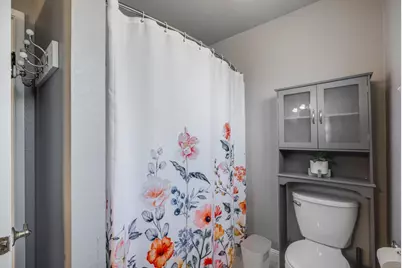 Calpine Dr, San Jose, CA 95123 - Photo 33
