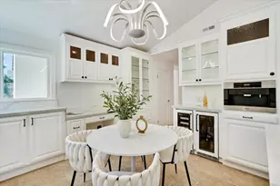 556 Seahorse Ln, Redwood City, CA 94065 - Photo 13