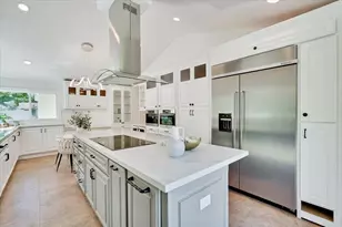556 Seahorse Ln, Redwood City, CA 94065 - Photo 17