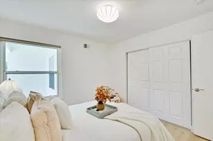 556 Seahorse Ln, Redwood City, CA 94065 - Photo 29