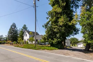 2212 Magnolia Ave, Petaluma, CA 94952 - Photo 77
