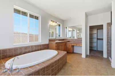 881 Trestle Pt, Lathrop, CA 95330 - Photo 31