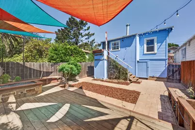 6677 Brann St, Oakland, CA 94605 - Photo 17