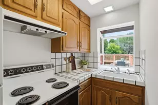 65 Falkirk Ln, Hillsborough, CA 94010 - Photo 47