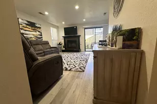 1067 Padre Dr 1, Salinas, CA 93901 - Photo 3