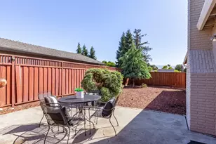 528 Edelweiss Dr, San Jose, CA 95136 - Photo 27