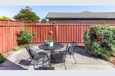 528 Edelweiss Dr, San Jose, CA 95136 - Photo 25
