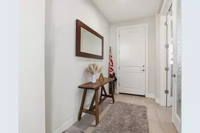 1097 Sunridge Dr, Hollister, CA 95023 - Photo 7
