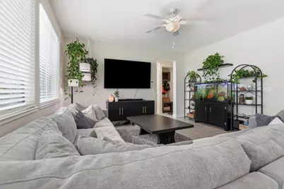1097 Sunridge Dr, Hollister, CA 95023 - Photo 9