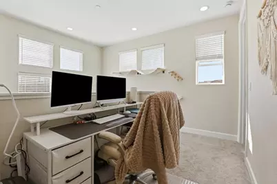 1097 Sunridge Dr, Hollister, CA 95023 - Photo 35