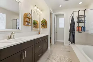 1097 Sunridge Dr, Hollister, CA 95023 - Photo 25