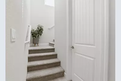 1097 Sunridge Dr, Hollister, CA 95023 - Photo 19