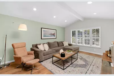 3900 Thousand Oaks Dr, San Jose, CA 95136 - Photo 17