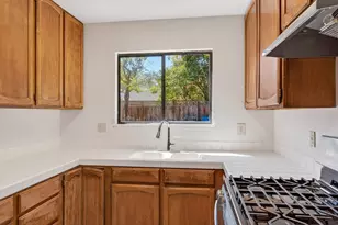 317 N Grant St, San Mateo, CA 94401 - Photo 29