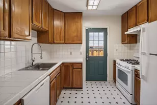 317 N Grant St, San Mateo, CA 94401 - Photo 13