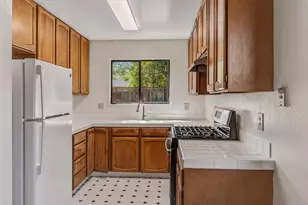 317 N Grant St, San Mateo, CA 94401 - Photo 27