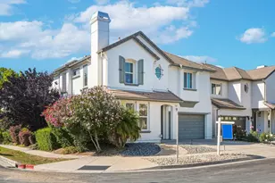 1022 Banyan Ct, San Jose, CA 95131 - Photo 3