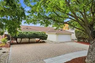 5031 Doyle Rd, San Jose, CA 95129 - Photo 21