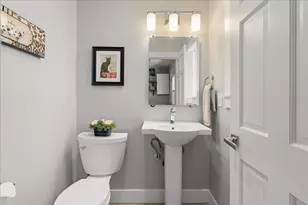 948 Meadowood Dr, San Jose, CA 95120 - Photo 21