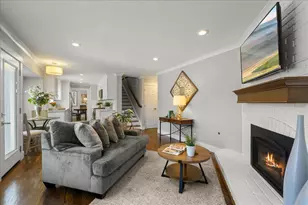 948 Meadowood Dr, San Jose, CA 95120 - Photo 17