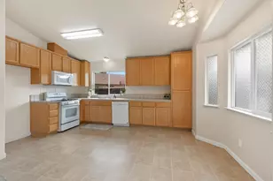 2344 Siena Ct, Merced, CA 95341 - Photo 11
