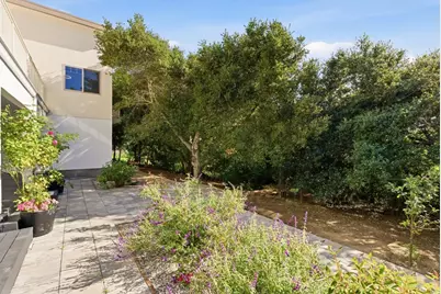 23051 Henry Ln, Hayward, CA 94541 - Photo 43