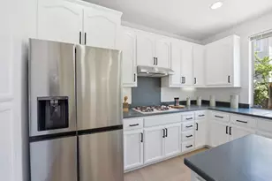 37485 Summer Holly Common, Fremont, CA 94536 - Photo 9