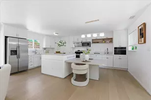 843 Hibiscus Ln, San Jose, CA 95117 - Photo 9
