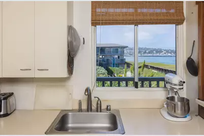 16 La Playa St, Monterey, CA 93940 - Photo 9