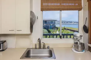 16 La Playa St, Monterey, CA 93940 - Photo 9