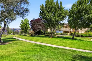 5058 Cribari Vale, San Jose, CA 95135 - Photo 31