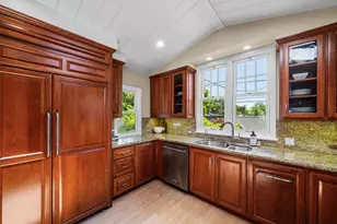 335 13th Ave, Santa Cruz, CA 95062 - Photo 17