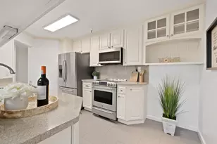 777 Morrell Ave 309, Burlingame, CA 94010 - Photo 11