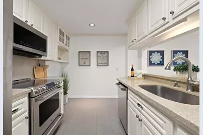 777 Morrell Ave 309, Burlingame, CA 94010 - Photo 13