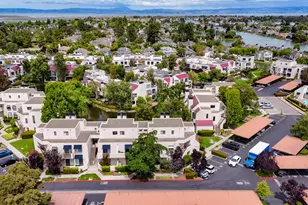127 Shorebird Cir, Redwood City, CA 94065 - Photo 39