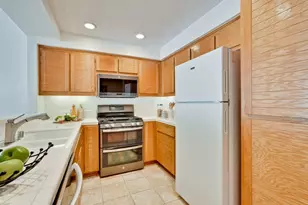 6944 Gregorich Dr B, San Jose, CA 95138 - Photo 9