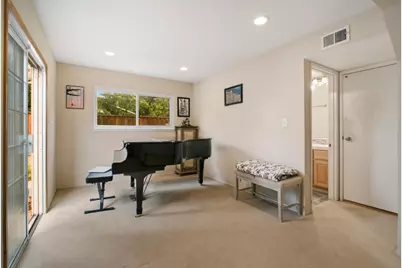 1560 Glencrest Ct, San Jose, CA 95118 - Photo 27