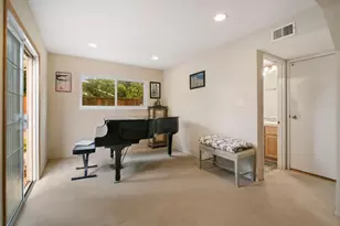 1560 Glencrest Ct, San Jose, CA 95118 - Photo 27