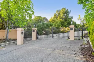 21668 Toll Gate Rd, Saratoga, CA 95070 - Photo 9