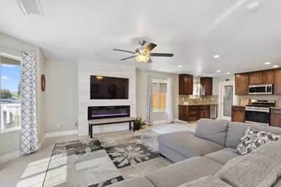 22356 Arnott Dr, Chowchilla, CA 93610 - Photo 3