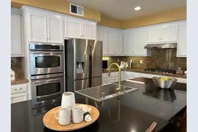 19301 Saffron Dr, Morgan Hill, CA 95037 - Photo 13